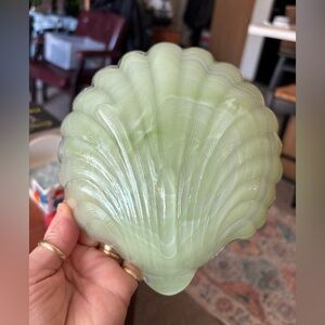 Vintage Green Marbled Glass Clam Shell dish